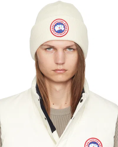 Canada Goose Off-white Arctic Beanie In Blue