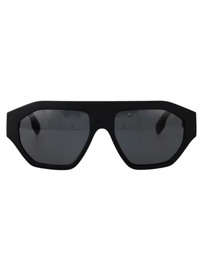 Canada Goose Rectangular Sunglasses Gc25604 S 002 In Black