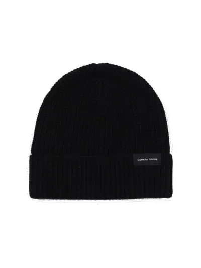 Canada Goose Rib Toque Wordmark Logo Beanie In Black