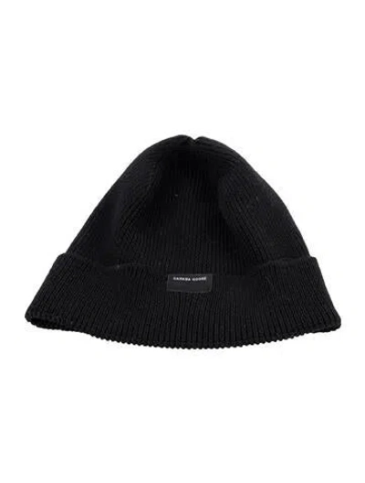 Pre-owned Canada Goose Solid Knit Beanie In Black