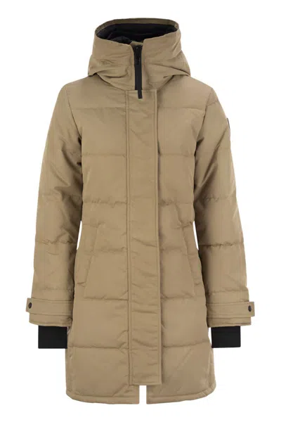 Canada Goose Shelburne - Padded Parka With Black Bagde In Sand