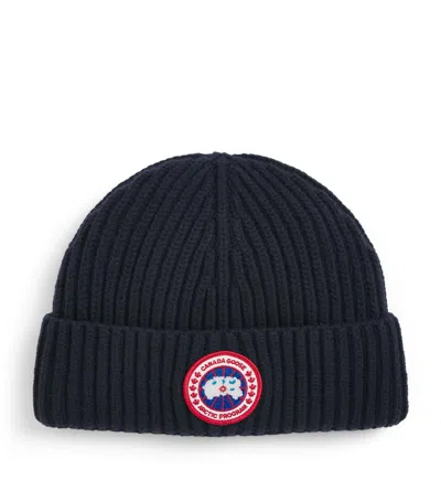 Canada Goose Wool-cashmere Ribbed Beanie In Navy