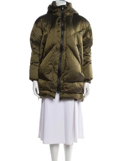 Pre-owned Canadian Classics Down Coat In Green