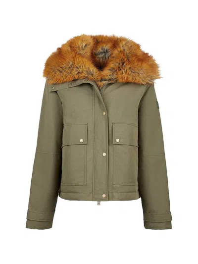 Canadian Makwa Faux-fur Collar Pocket-detail Coat In Green