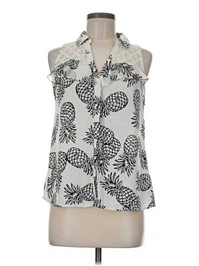 Pre-owned Candies Candie's Sleeveless Blouse In Ivory