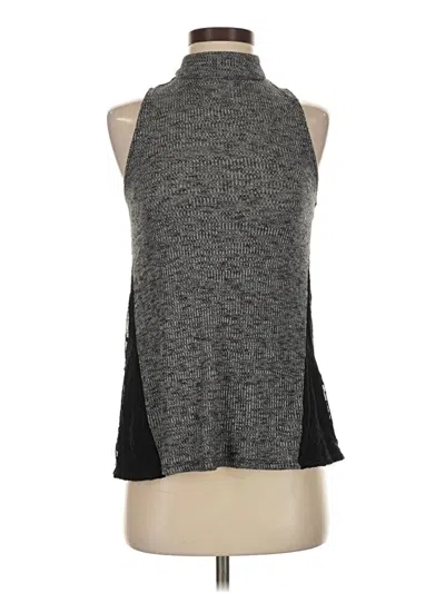 Pre-owned Candies Candie's Sleeveless Top Gray Halter Neckline Tops