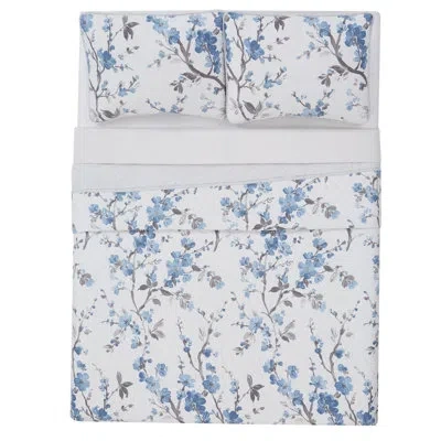 Cannon Kasumi White/blue Microfiber Quilt Set In White,blue;white,blue