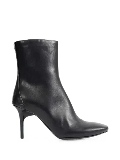 Capasa Milano Pointed-toe Leather Ankle Boots In Black