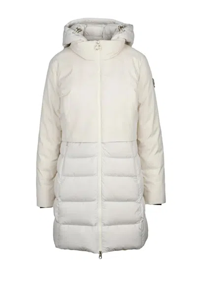 Cape Horn Long Down Jacket White - White In Neutral