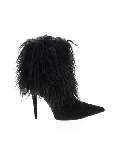 Pre-owned Cape Robbin Ankle Boots In Black
