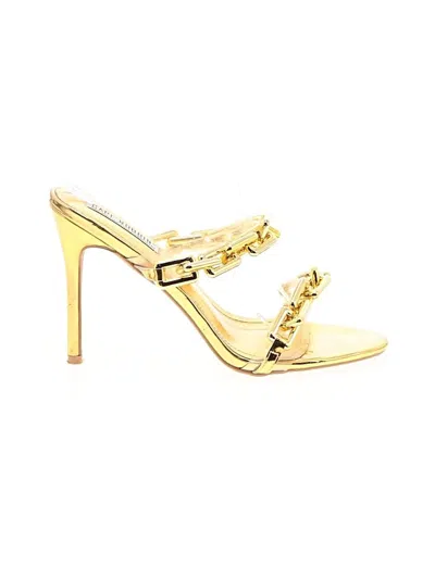 Pre-owned Cape Robbin Sandals In Gold