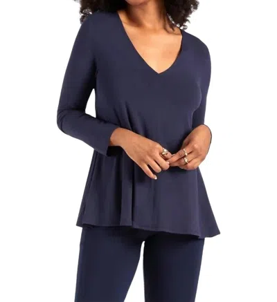 Capsule 121 Libra Top In Navy In Blue