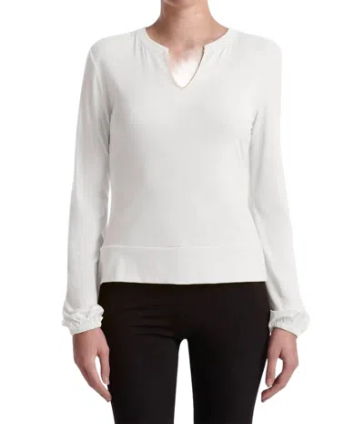Capsule 121 Power Top In Ivory In White