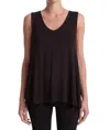 Capsule 121 Tolerance Top In Black In Black
