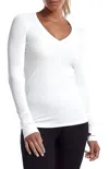 Capsule 121 Wilson V Neck Top In White In White
