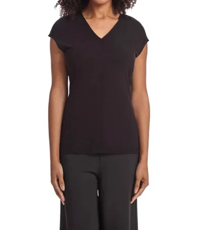 Capsule121 Gateway Top In Black