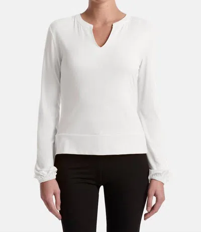 Capsule121 Power Top In Ivory In Multi