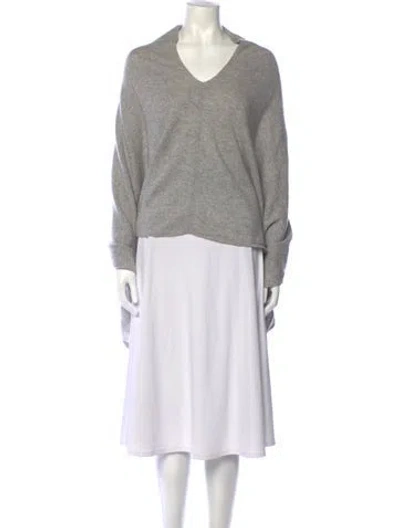 Pre-owned Captiva Cashmere Cashmere V-neck Sweater In Gray