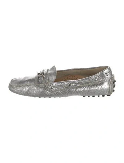 Pre-owned Car Shoe Leather Loafers In Metallic/silver