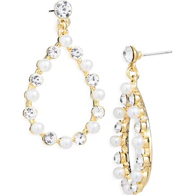 Cara Teardrop Drop Earrings In Gold