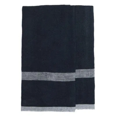 Caravan Home Laundered Linen Towels In Indigo/white 20" X 30"