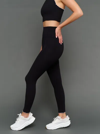 Carbon38 Contrast Scallop Edge Legging In Melt In Black