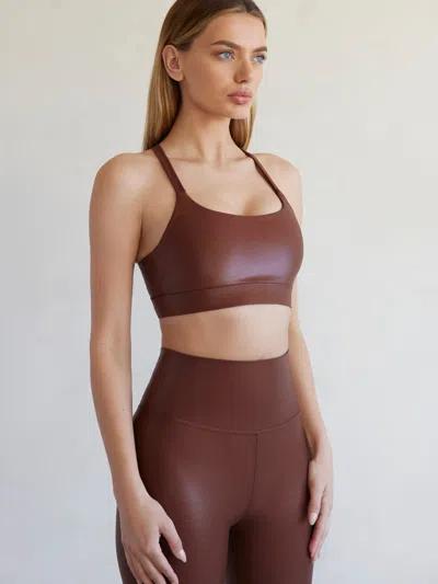 Carbon38 Flat Twist Cross Back Bra In Takara Shine In Brown