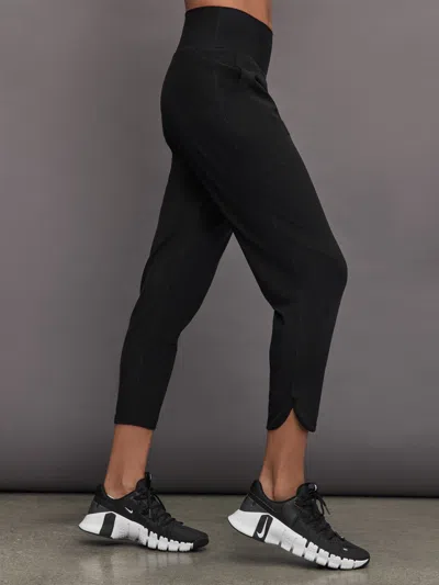 Carbon38 Jogger In Melt In Black