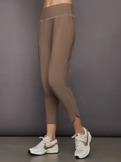 Carbon38 Jogger In Melt In Caribou