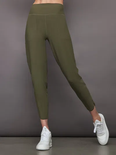 Carbon38 Jogger In Melt In Core Olive