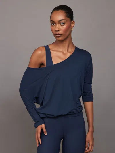 Carbon38 Long Sleeve Off Shoulder Tee In Navy Blazer