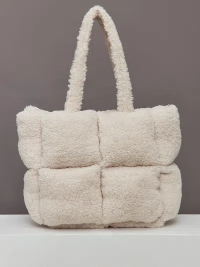 Carbon38 Sherpa Puffer Bag In Natural Sherpa