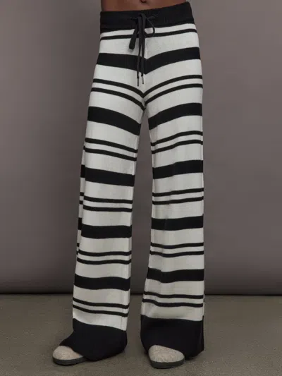 Carbon38 Striped Sweater Pant In Black
