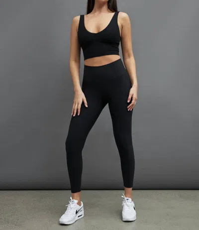 Carbon38 V-neck Longline Bra In Melt/black