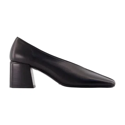 Carel Aurora Heels In Black