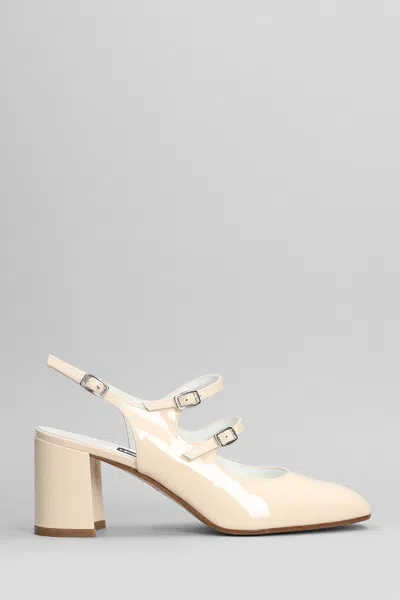 Carel Banana Pumps In Beige Patent Leather