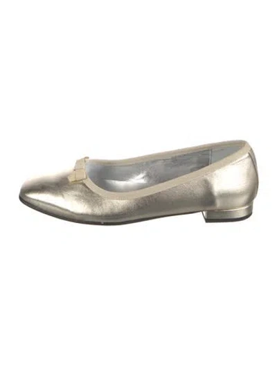 Pre-owned Carel Paris Leather Ballet Flats In Gold
