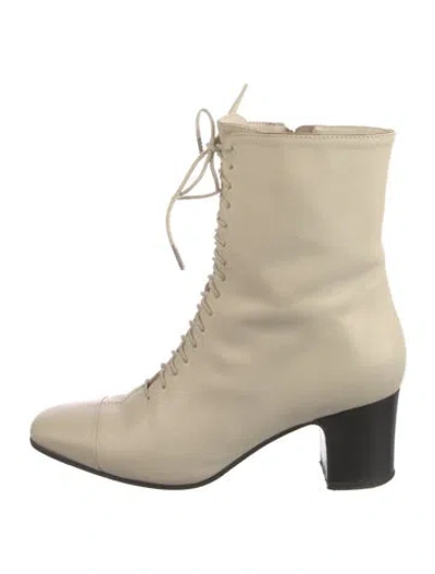 Pre-owned Carel Paris Leather Lace-up Boots In Neutral