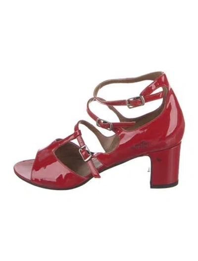 Pre-owned Carel Paris Patent Leather T-strap Sandals In Red