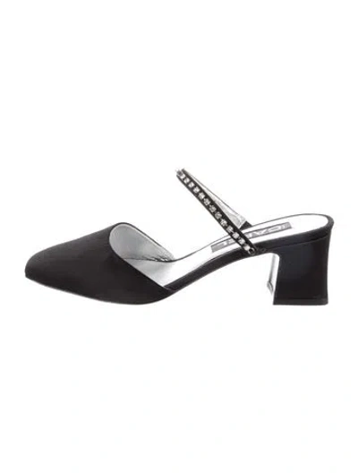 Pre-owned Carel Paris Satin Mules In Black