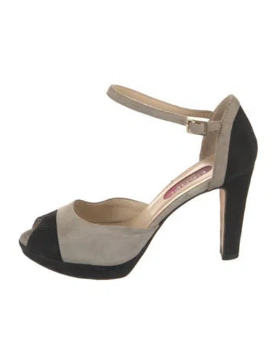 Pre-owned Carel Paris Suede Pumps In Black/neutrals