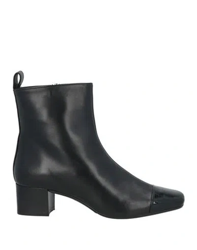 Carel Paris Woman Ankle Boots Black Size 7.5 Lambskin