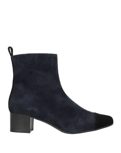 Carel Paris Woman Ankle Boots Navy Size 7.5 Leather