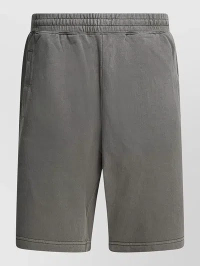 Carhartt Nelson Sweat Shorts Back Pocket Design In Green