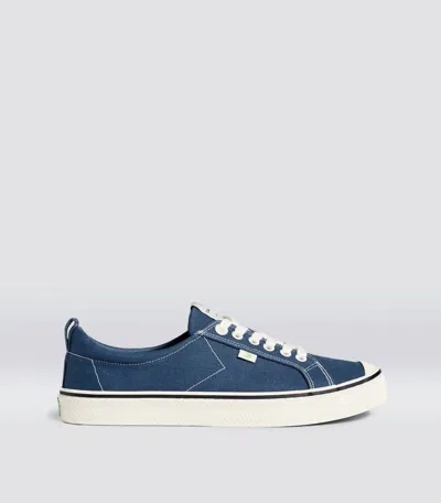 Cariuma Men's Oca Low Contrast Thread Sneaker In Shadow Blue
