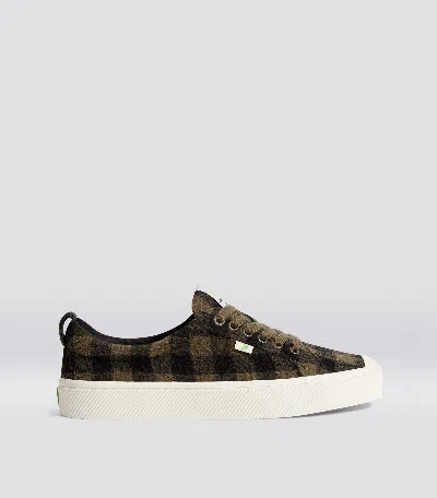 Cariuma Oca Plaid Sneakers In Brown Plaid