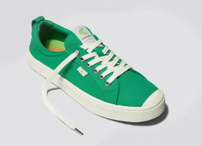 Cariuma Oca Low Sneakers Women's Green Canvas Low Top Comfort Shoes Gal1772 In Multi