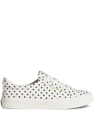 Cariuma Oca Polka-dot Sneakers In Weiss