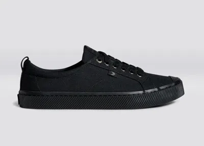 Cariuma Oca Low All Black Canvas Sneaker Men