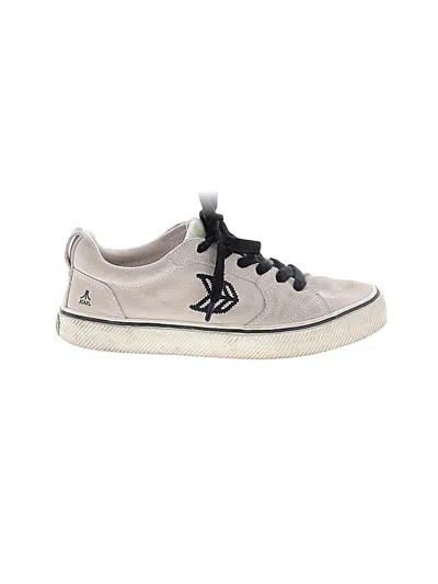 Pre-owned Cariuma Sneakers In Gray